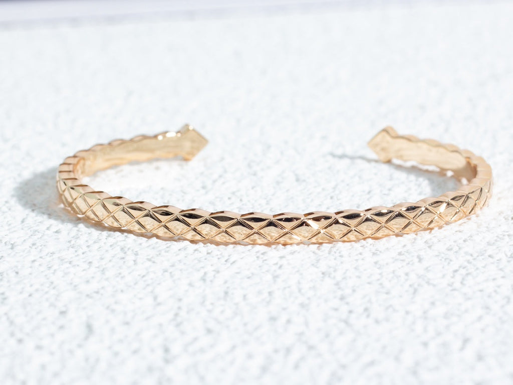 Chanel Crush Bracelet Open Cuff 2 Diamond