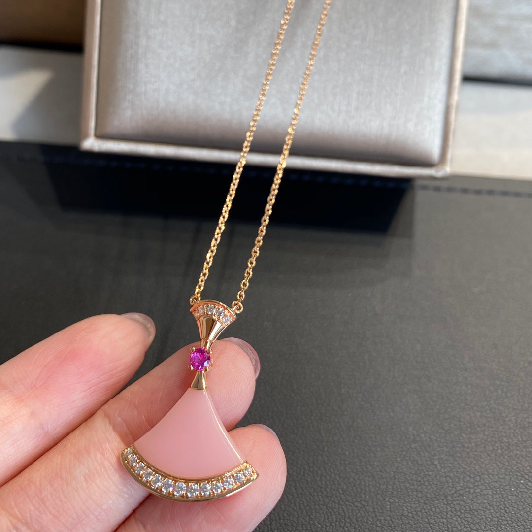 BVLGARI DREAM NECKLACE PINK OPAL