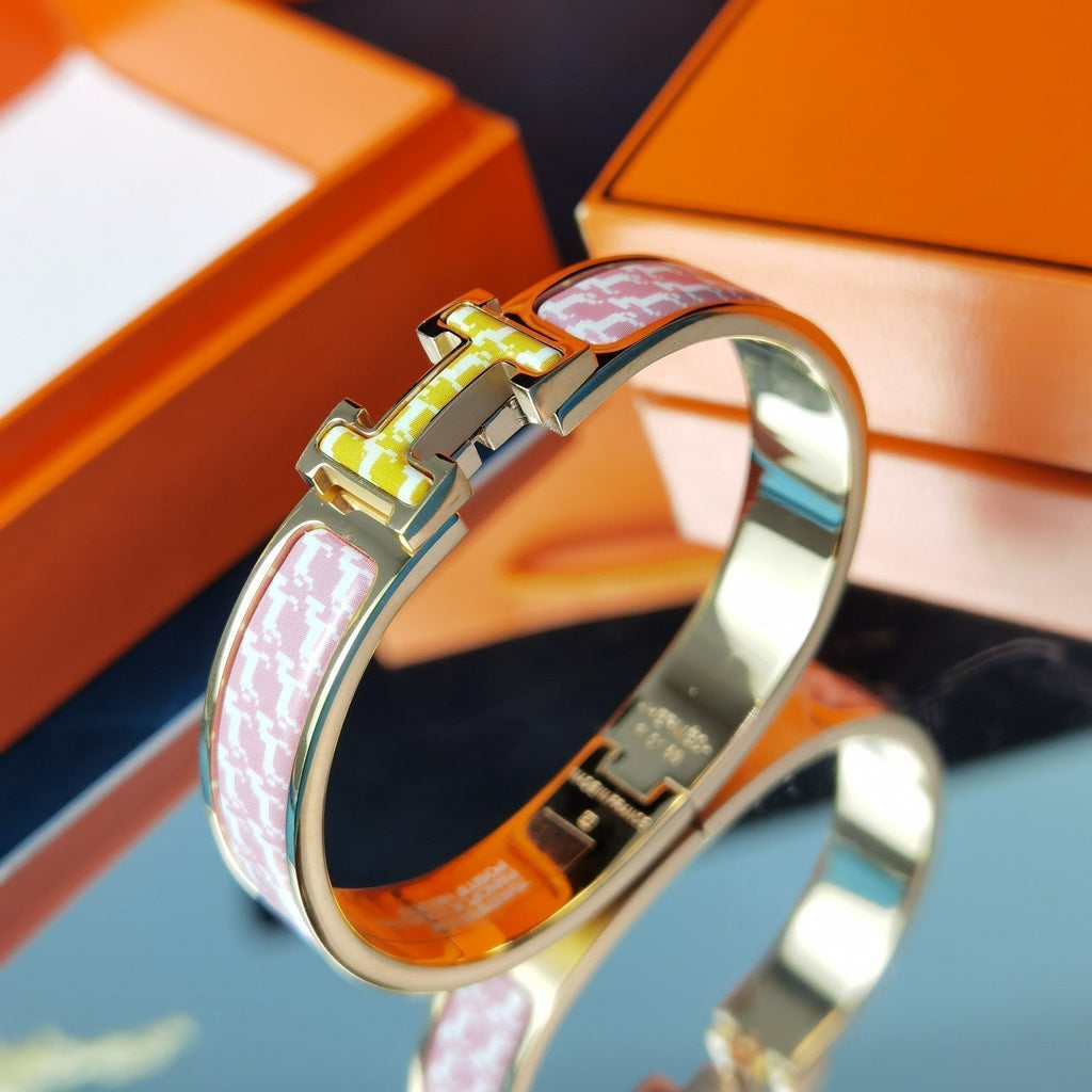 HERMES H HORSE BRACELET 12MM