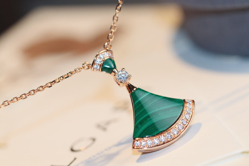 BVLGARI DREAM NECKLACE MALACHITE DIAMOND