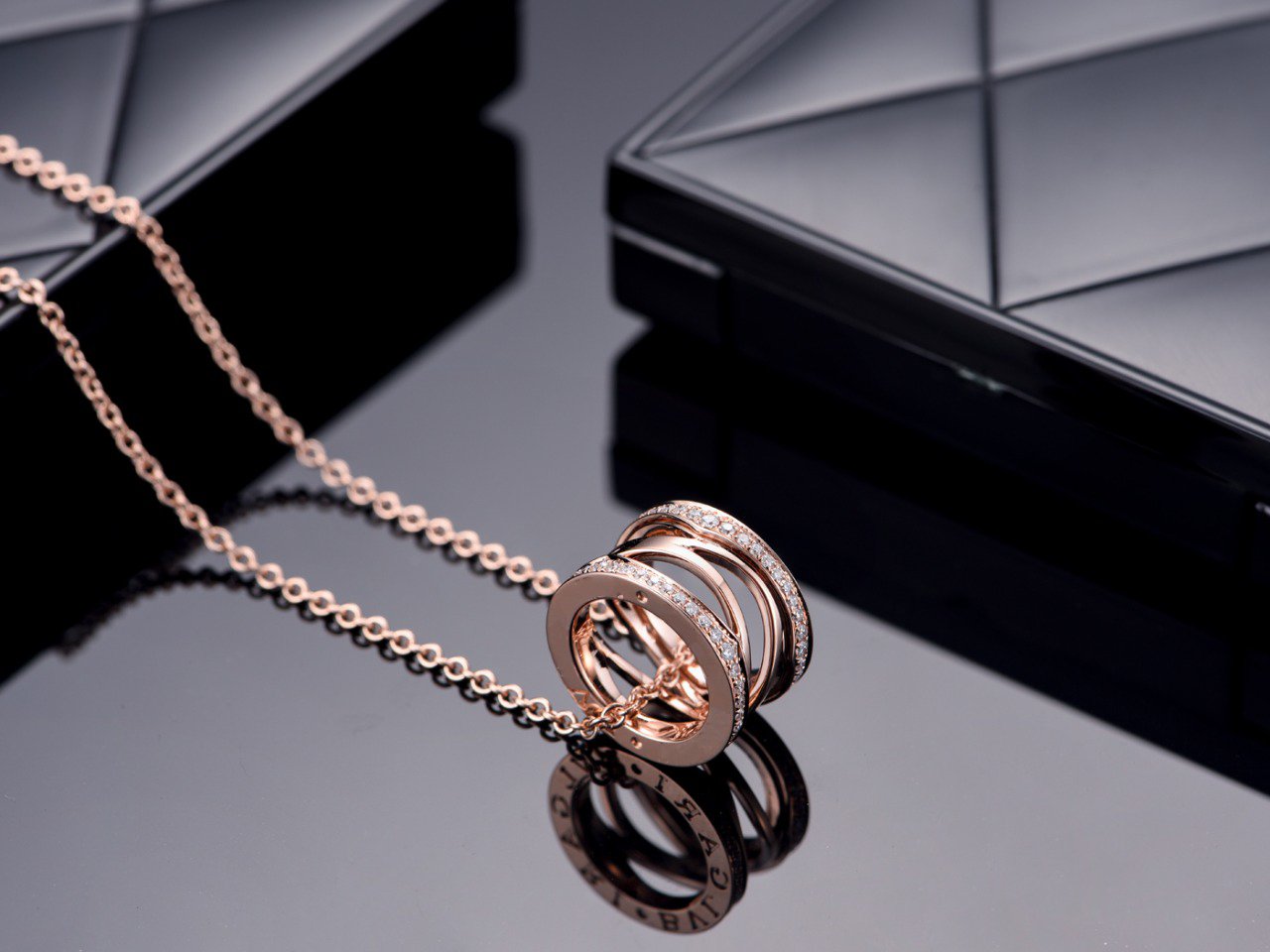 BVLGARI ZERO 1 PINK GOLD DIAMOND OPEN NECKLACE