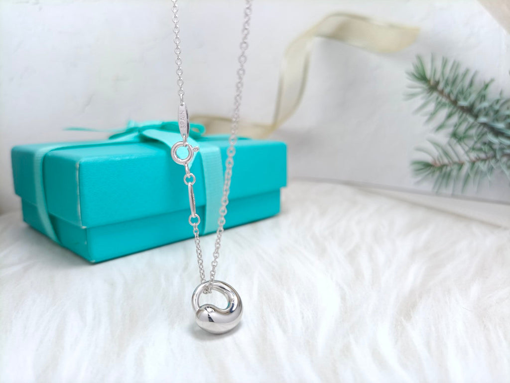 TIFFANY SNAIL PEDANT SILVER NECKLACE