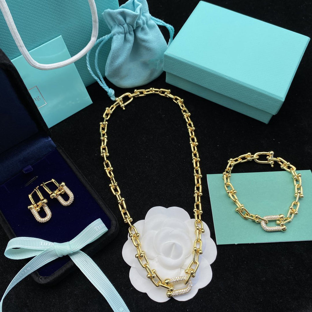 TIFFANY HARDWEAR LINK DIAMOND GOLD EARRINGS