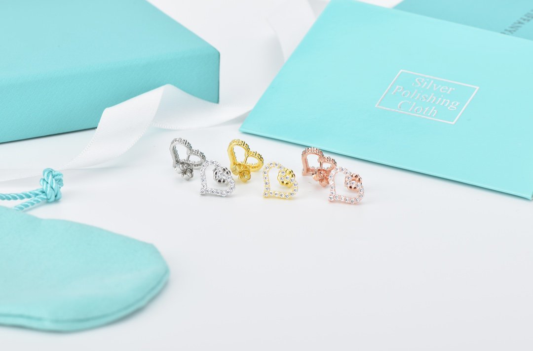 TIFFANY OPEN HEART STUD DIAMOND EARRINGS