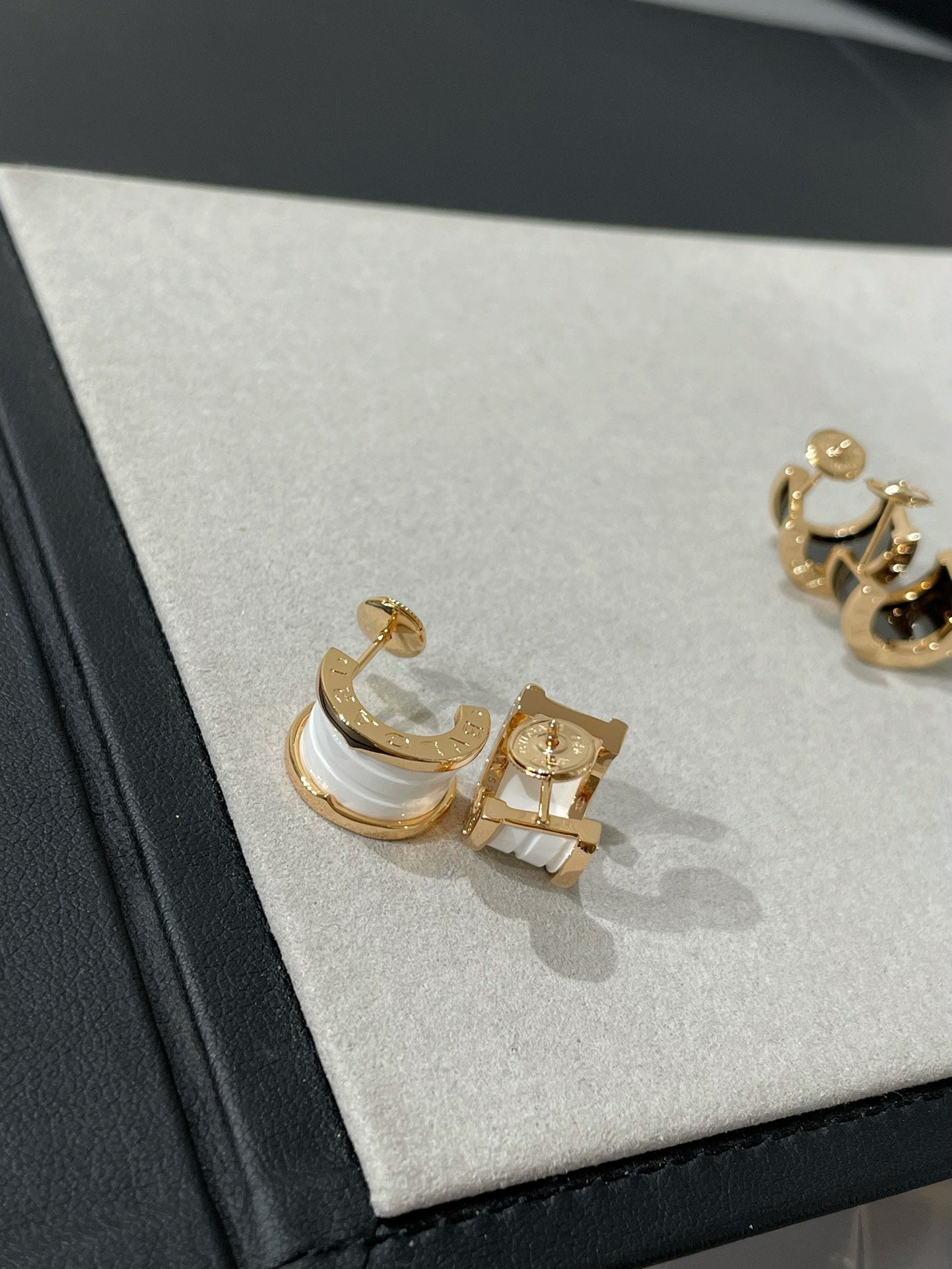 BVLGARI ZERO 1 PINK GOLD CERAMIC EARRINGS