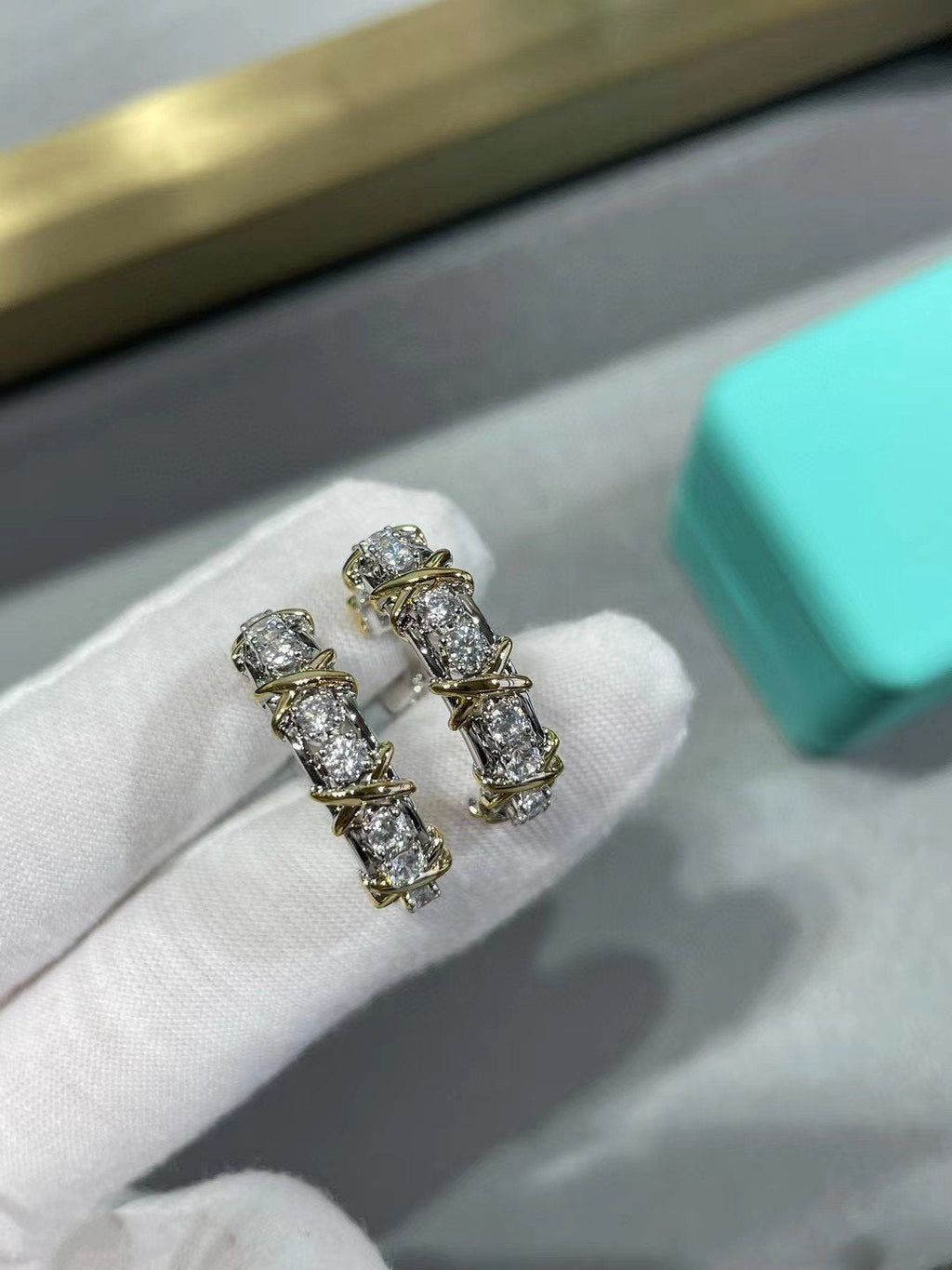 TIFFANY SCHLUMBERGER GOLD DIAMOND EARRINGS