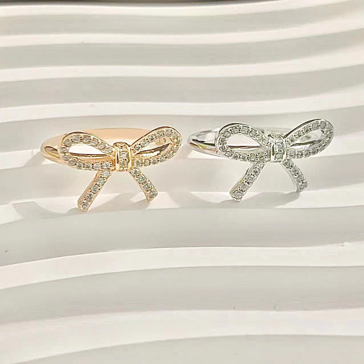 TIFFANY TWIST BOW RING