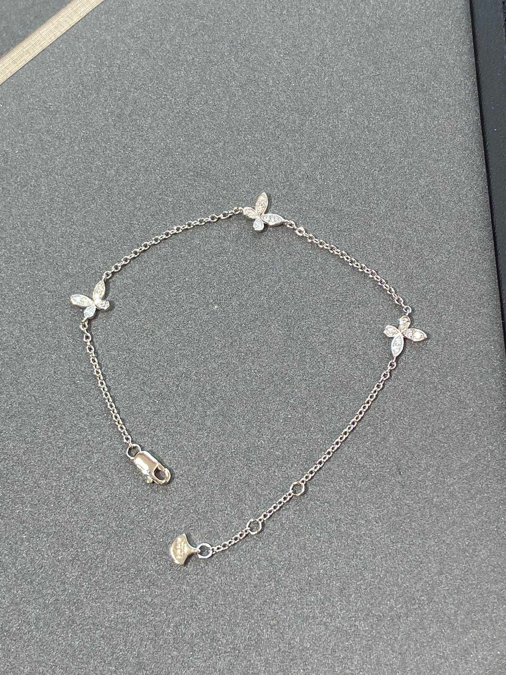 GRAFF CLASSIC BUTTERFLY PETITE DIAMOND SILVER NECKLACE