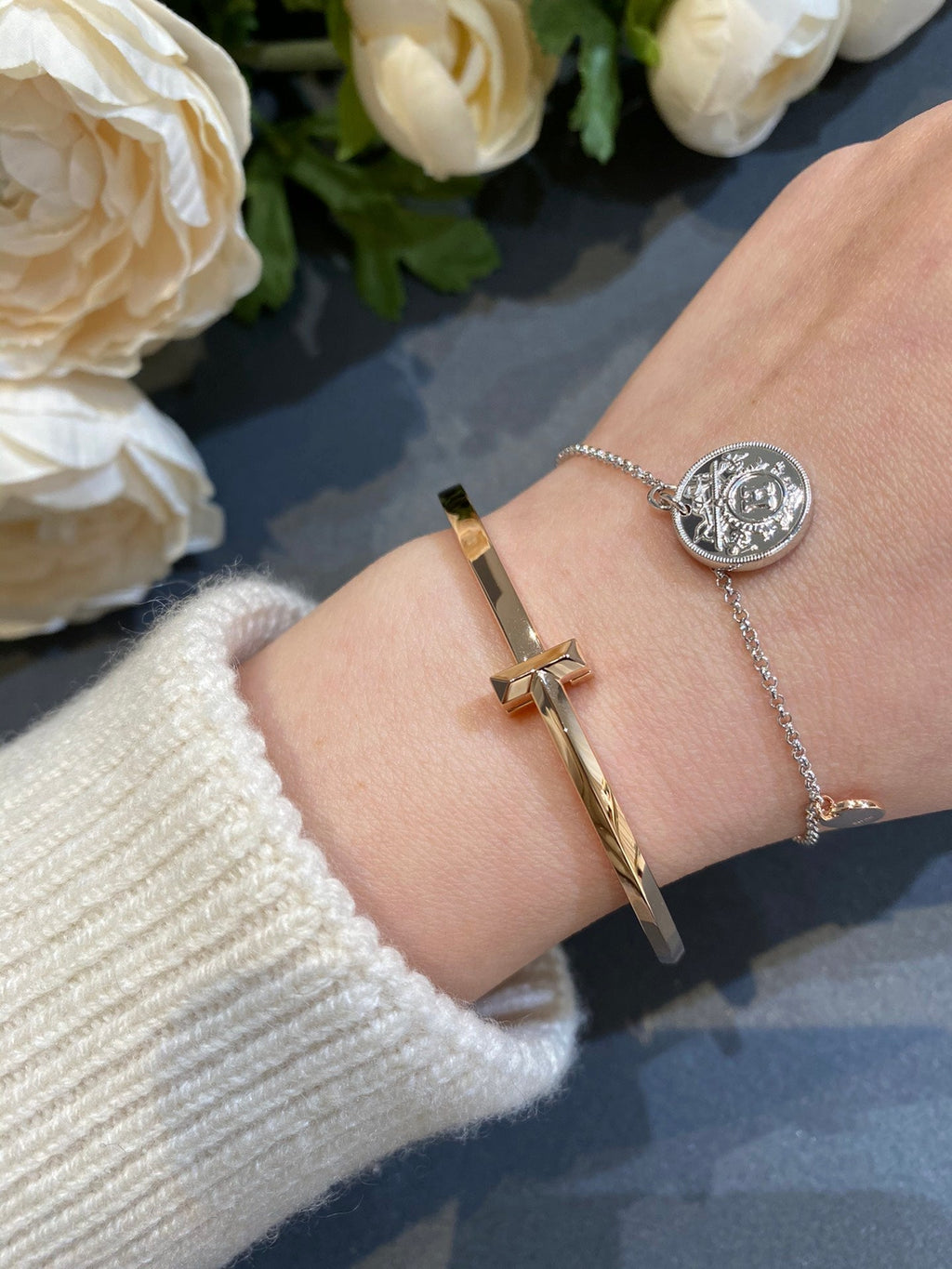 HERMES H Classic Sliver Coin Bracelet