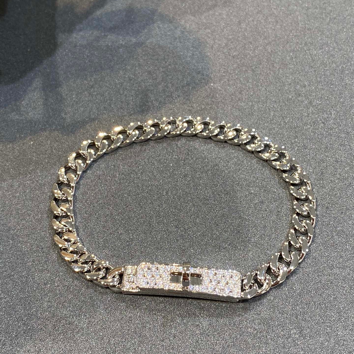 HERMES H Kelly Gourmette Sliver Diamond Bracelet