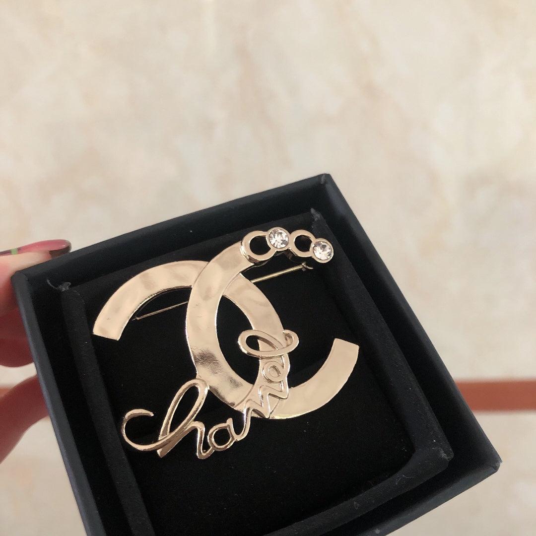 Chanel Brooch Pink Gold 159602