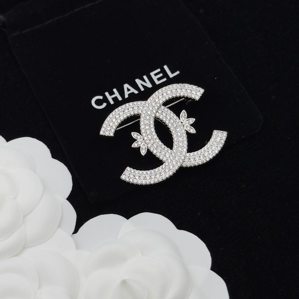 Chanel Brooch Silver 173157