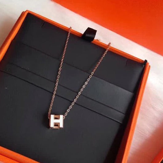 HERMES H WHITE SQUARE PINK GOLD NECKLACE