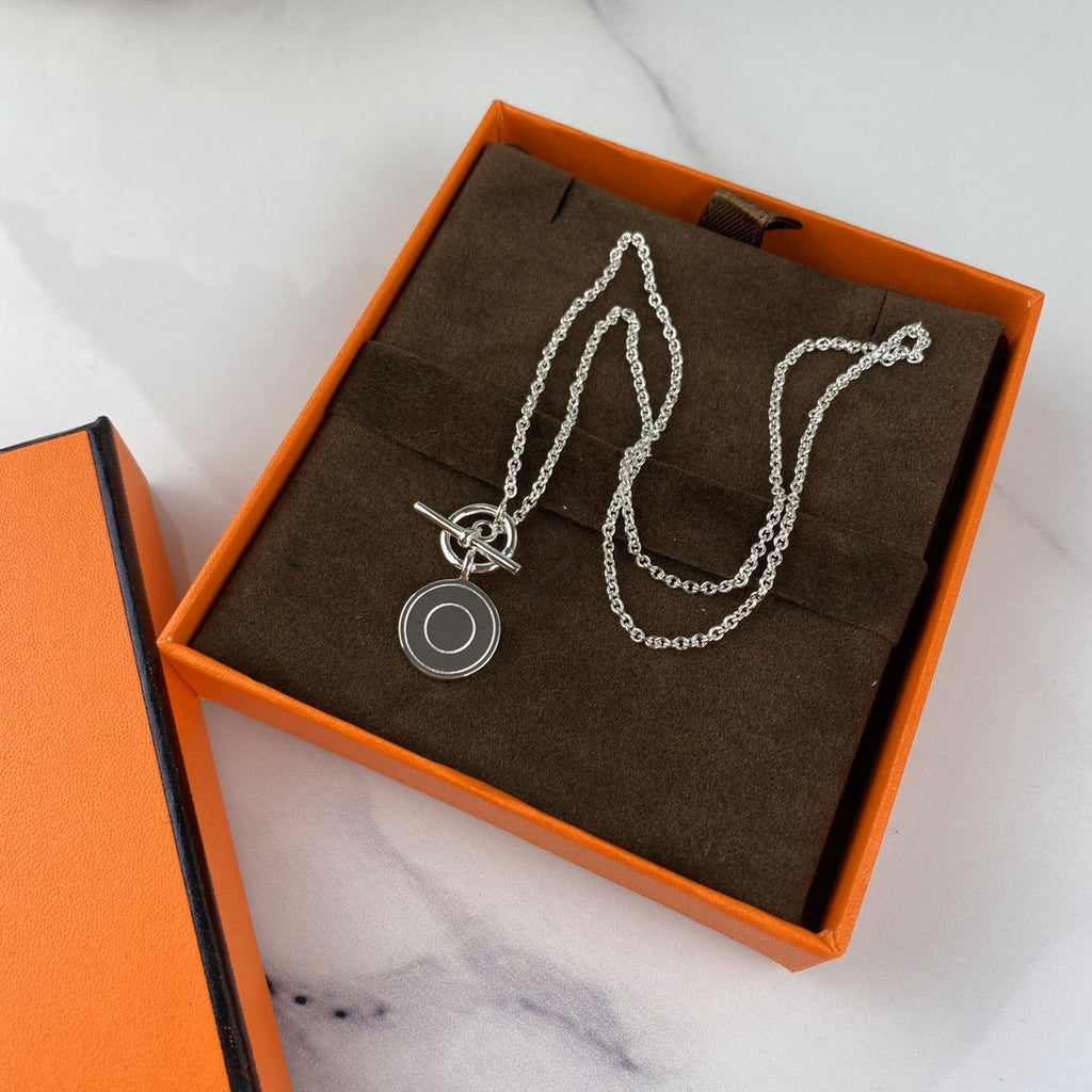 HERMES CHAINE VERSO  NECKLACE