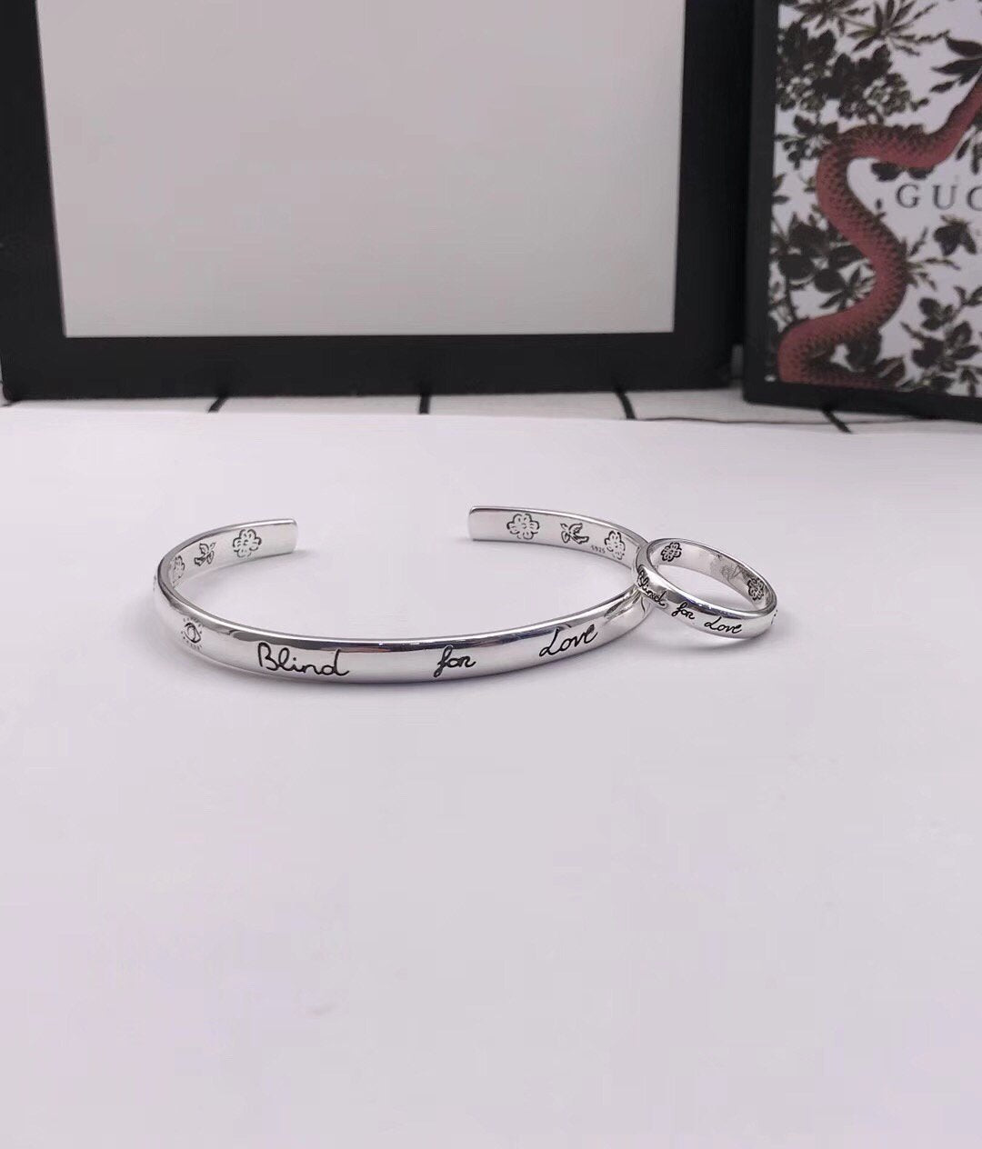 GUCCI GG SILVER 'BLIND FOR LOVE' BRACELET