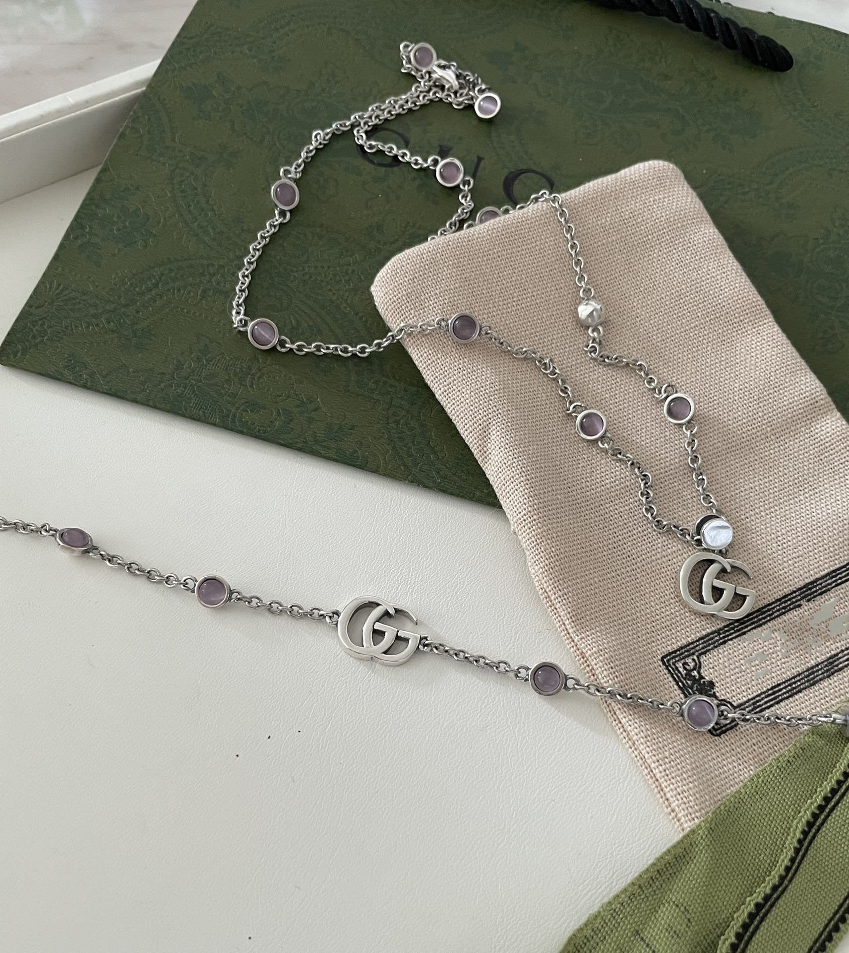GUCCI GG DOUBLE G MOTHER-OF-PEARL NECKLACE