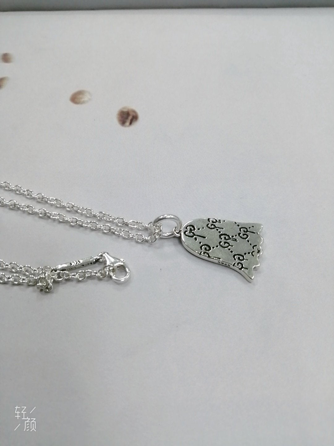 GUCCI GG GHOST NECKLACE