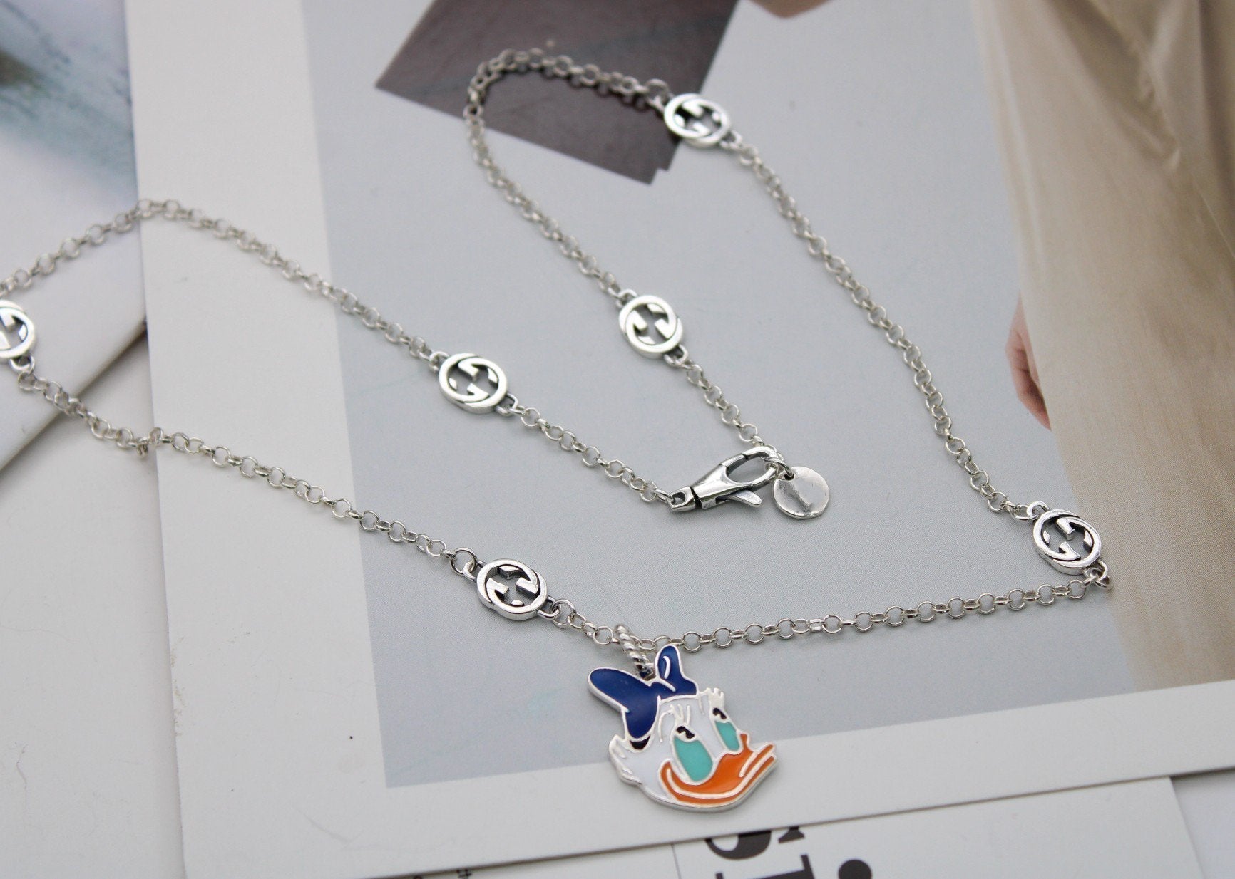 GUCCI GG DONALD DUCK DOUBLE G STERLING SILVER NECKLACE