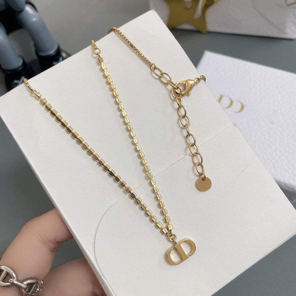 DIOR CD CHAIN DIAMOND NECKLACE