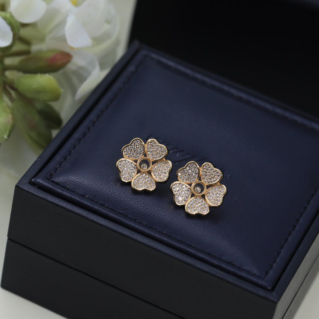 CHOPARD HAPPY HEART PINK GOLD DIAMOND EARRINGS