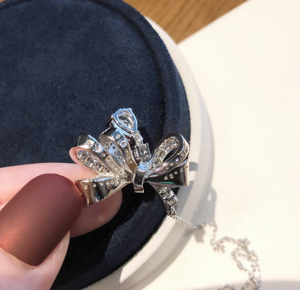 GRAFF TILDA BOW CLASSIC SILVER DIAMOND DROP NECKLACE