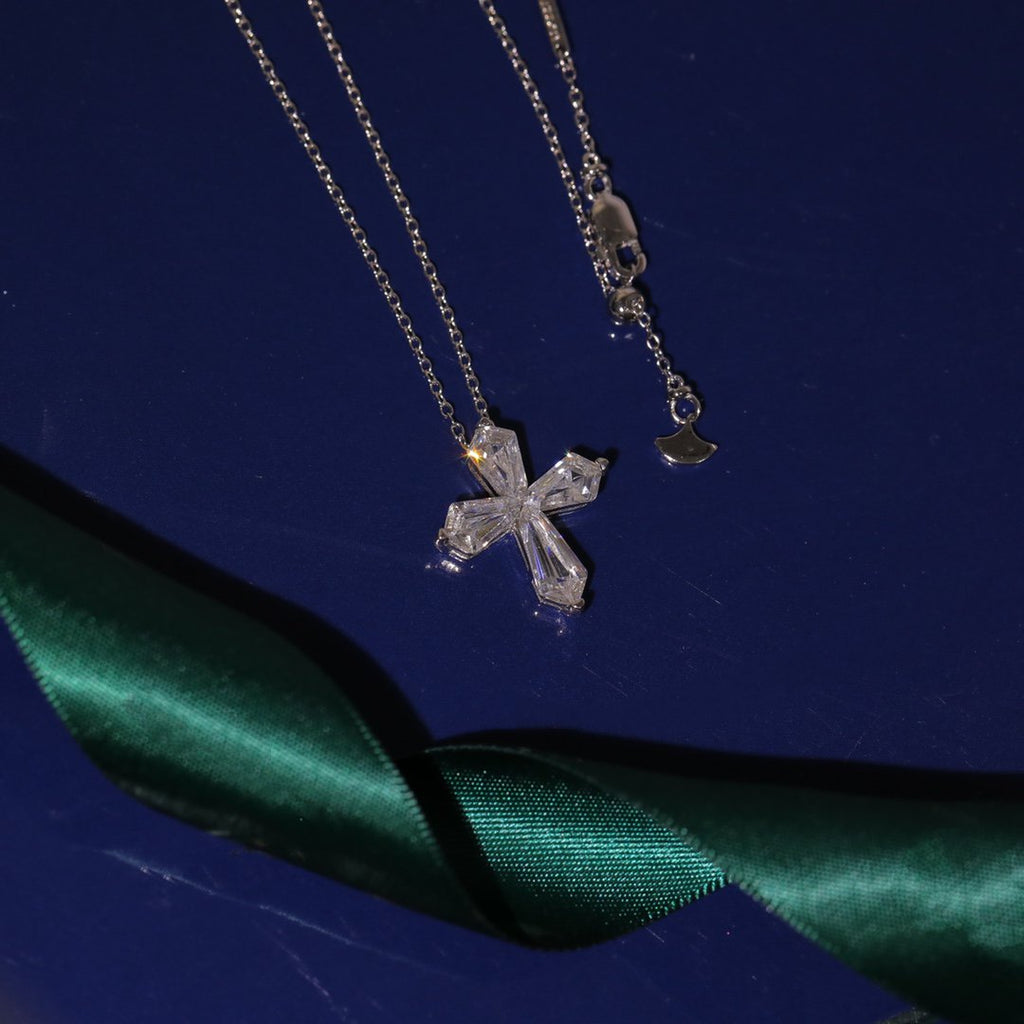 GRAFF BAGUETTE CUT SILVER DIAMOND CROSS NECKLACE