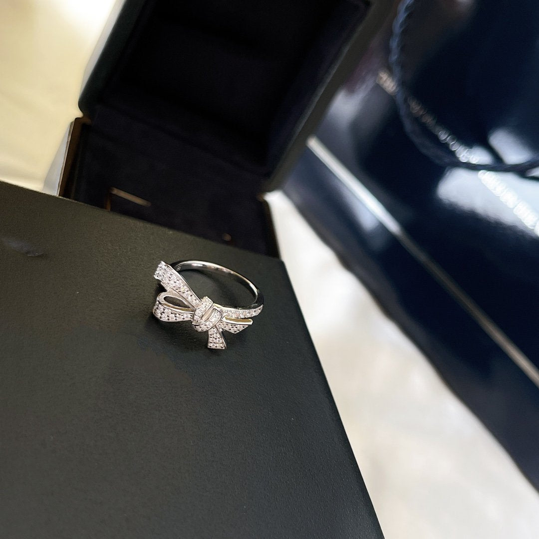 GRAFF TILDA RING SILVER DIAMOND