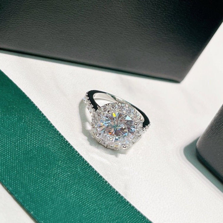 GRAFF GRA BAND SILVER DIAMOND PAVED RING