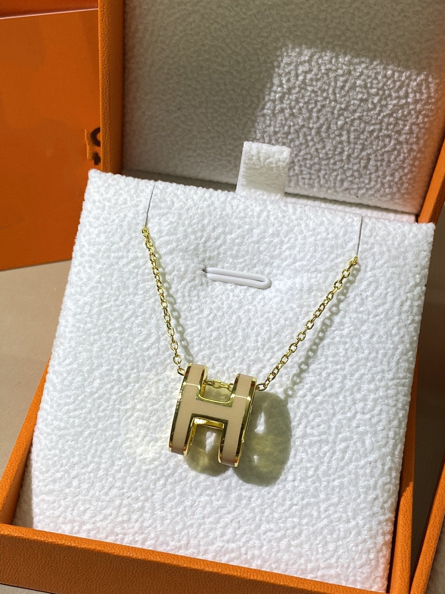 HERMES HM CLIC YELLOW ENAMEL GOLD NECKLACE