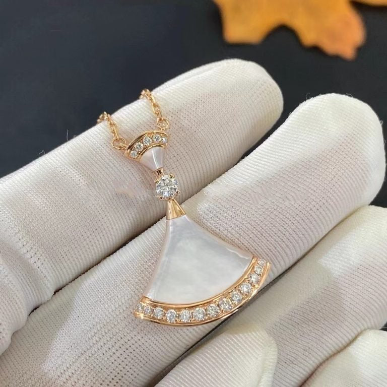 BVLGARI DREAM NECKLACE MOP PINK GOLD DIAMOND