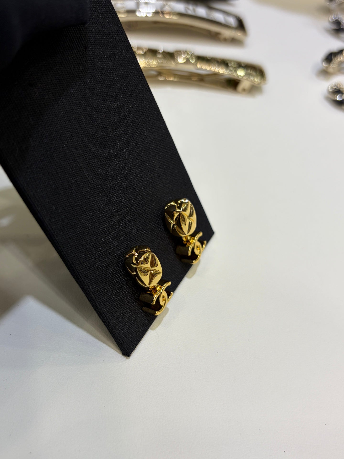 Chanel 2026 Gold Diamond Pattern Small Square Double C Pendant Earrings