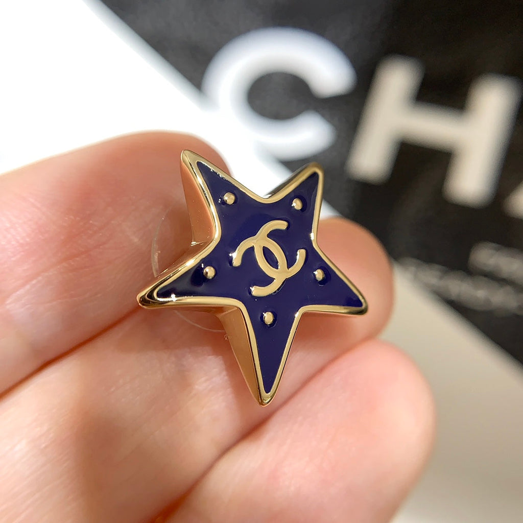 Chanel 2026 Gold Double C Blue Enamel Five-Pointed Star Earrings