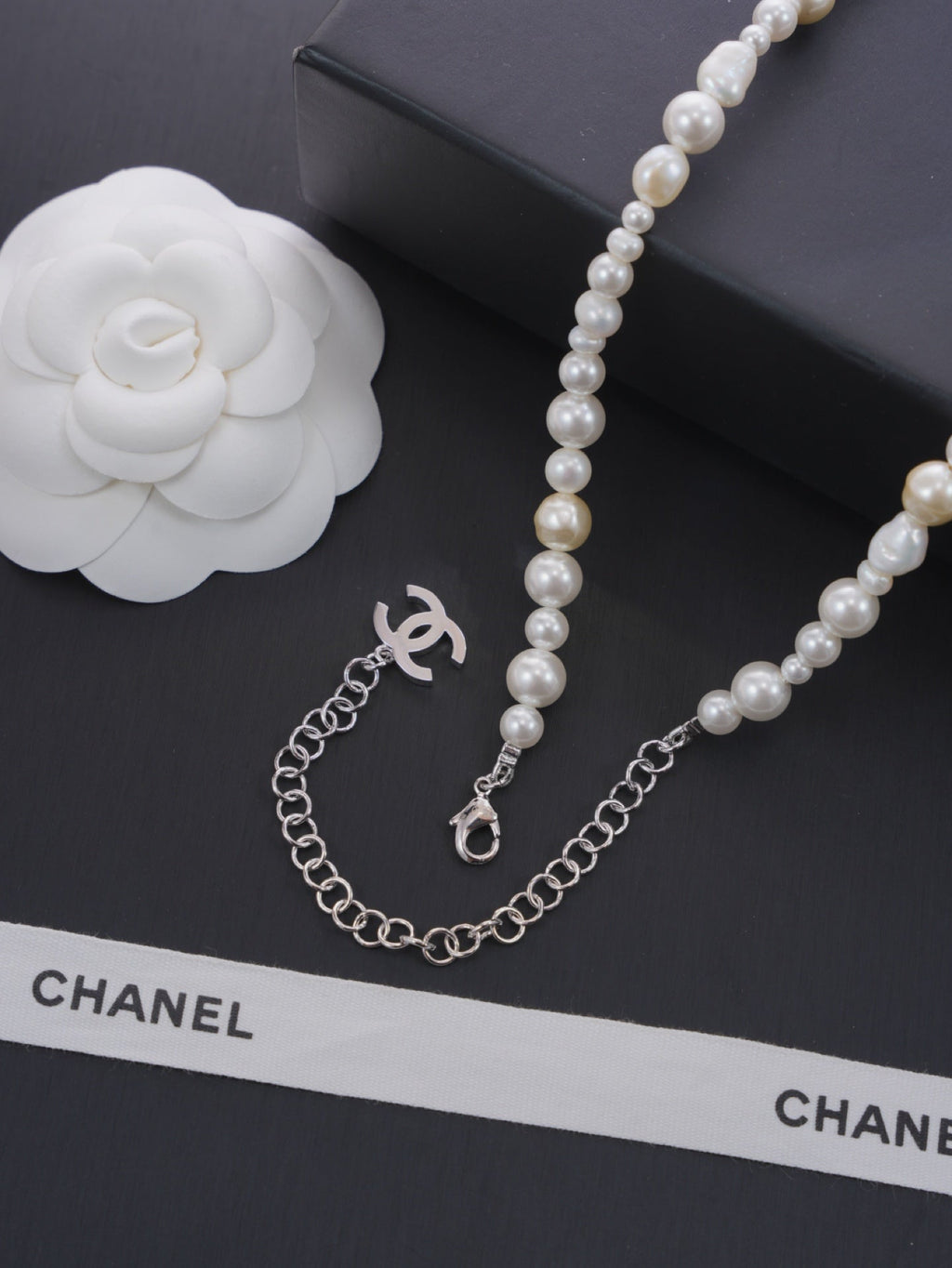 Chanel 2026 Freshwater Pearl Silver Double C Short Necklace Choker