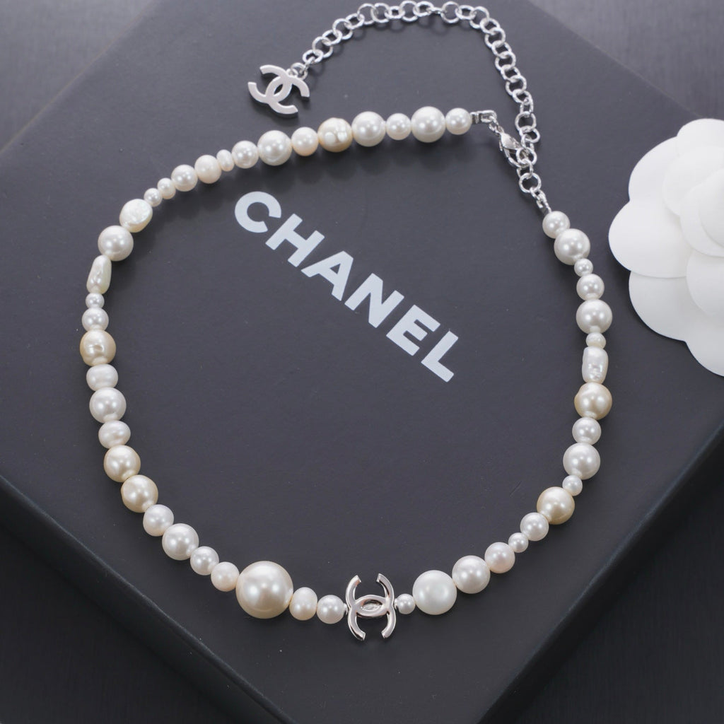 Chanel 2026 Freshwater Pearl Silver Double C Short Necklace Choker