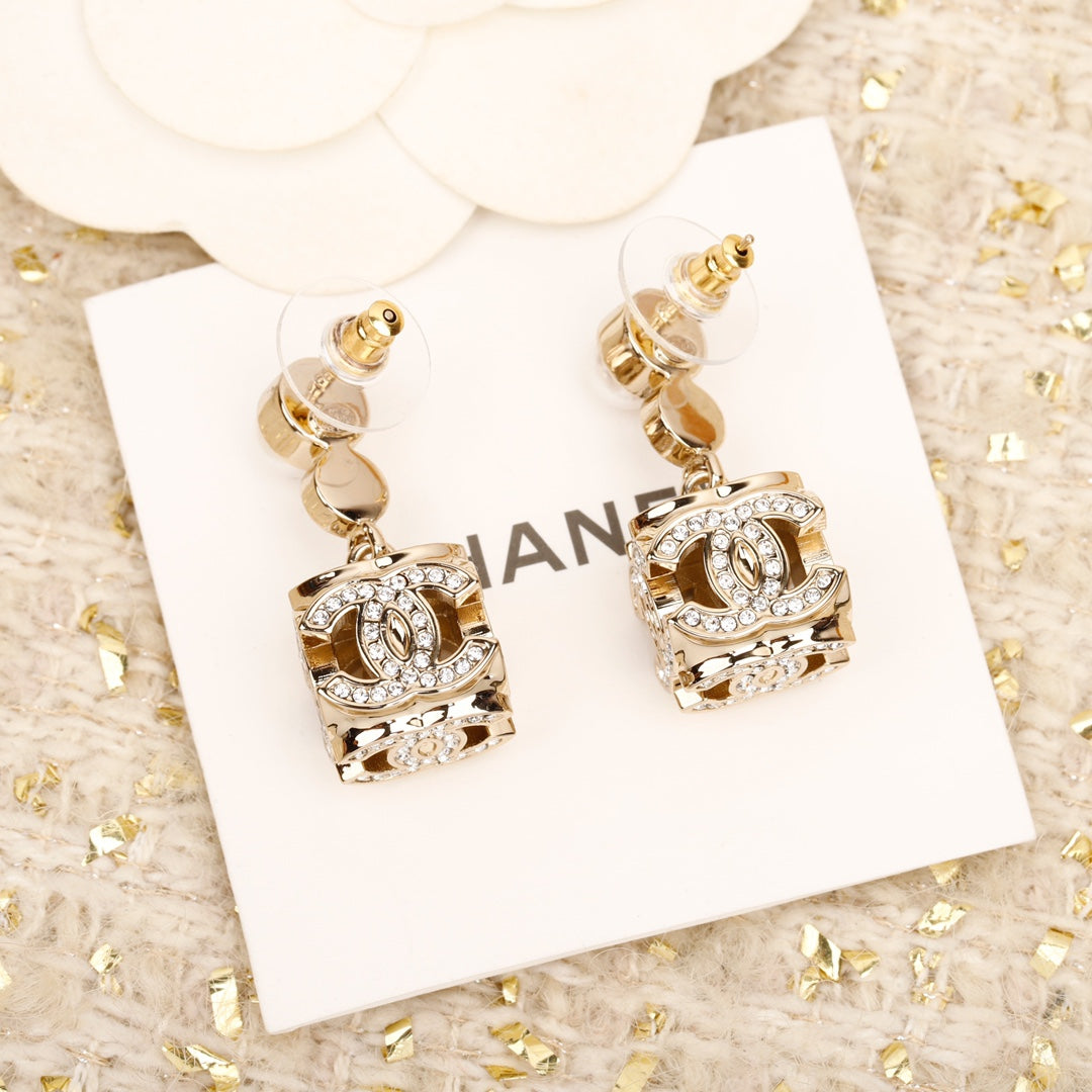 Chanel 23 Full Diamond Sieve Double C Gold Earrings